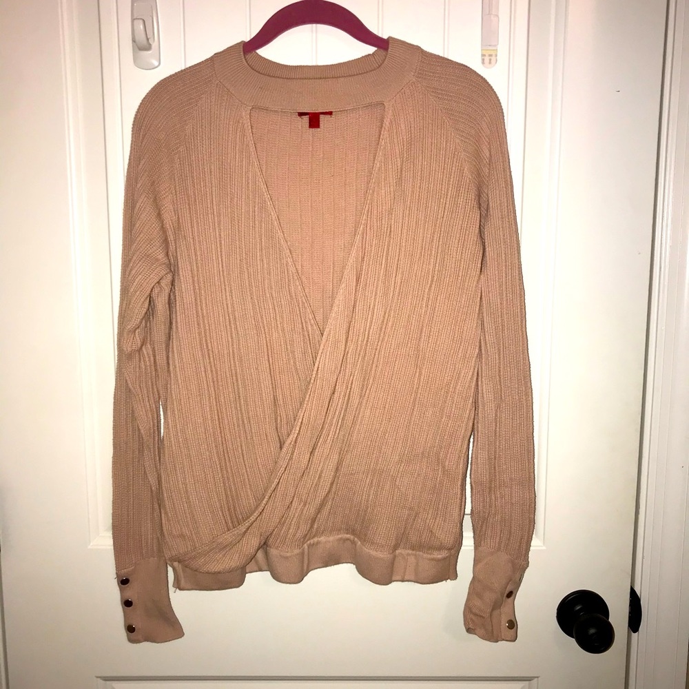 Jennifer Lopez lightweight sweater